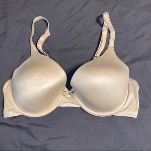 36D Maidenform Comfort Devotion Bra